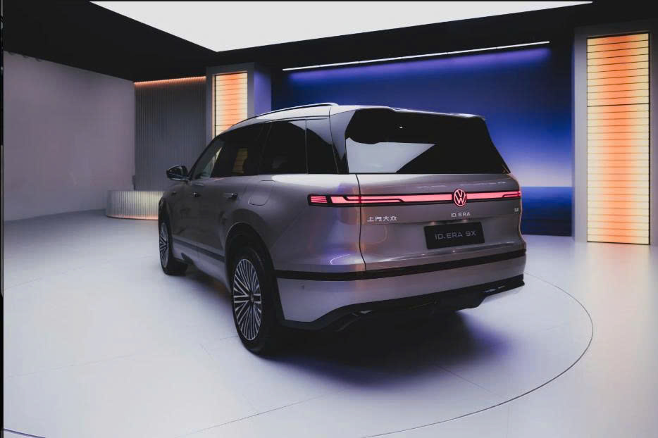 Volkswagen ID. ERA 9X – Tặng bộ sạc di động - Giao xe Nhanh T11/2026 - Ảnh 7